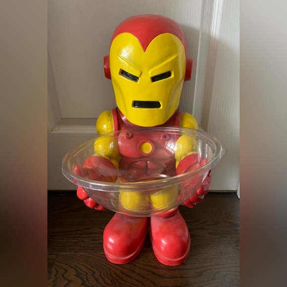 Marvel Iron Man Candy Bowl Holder - Picture 2 of 6